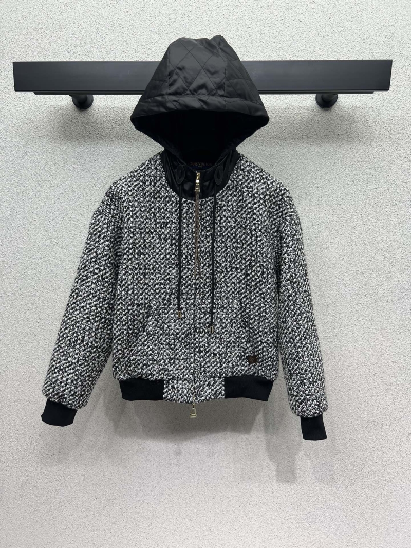 l0vis Vvtt0n outwear